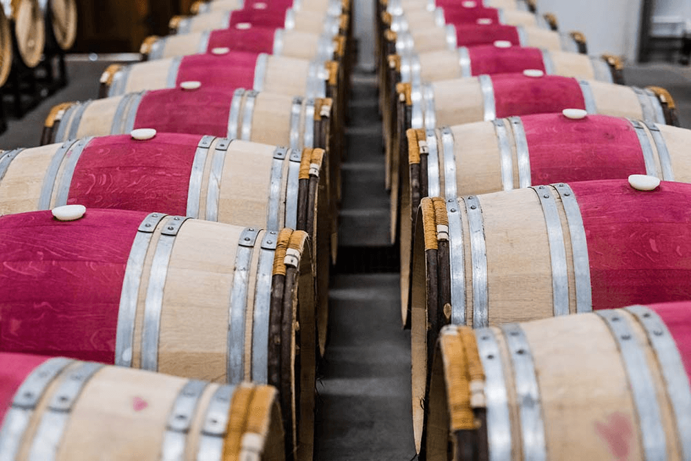 Franzosiche Eichenholzfasser im Keller