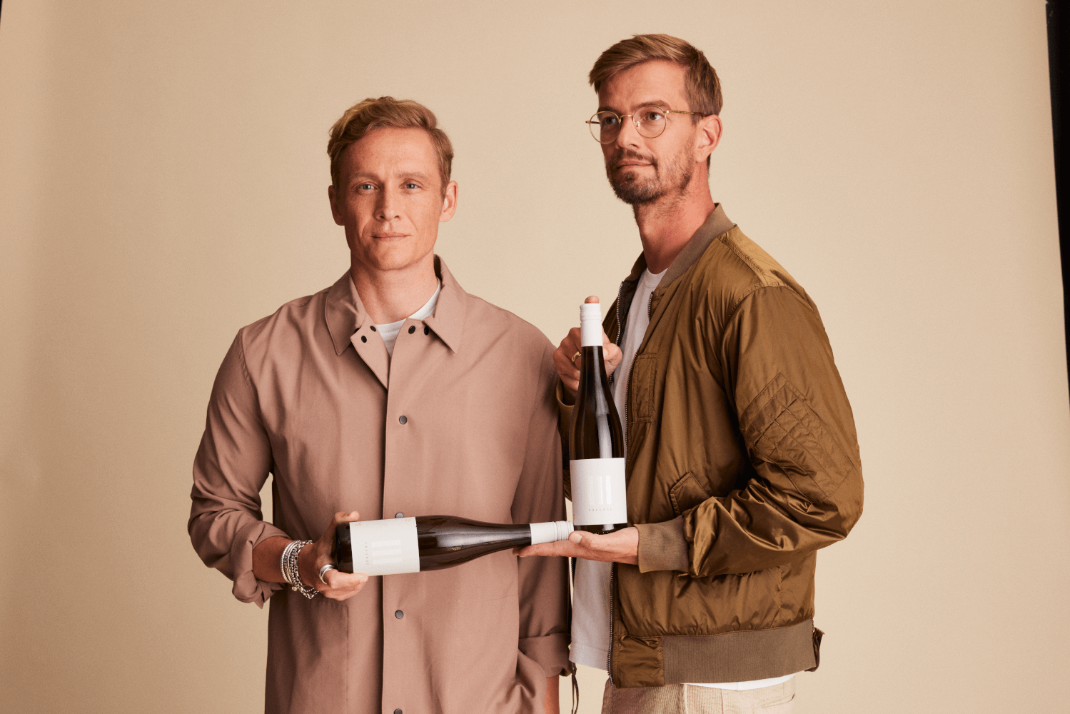 Stolte av produktet sitt Tre Venner Vin