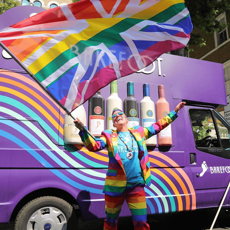 Verden på Barefoot er fargerik